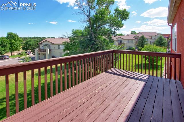 2606 Thrush Grove