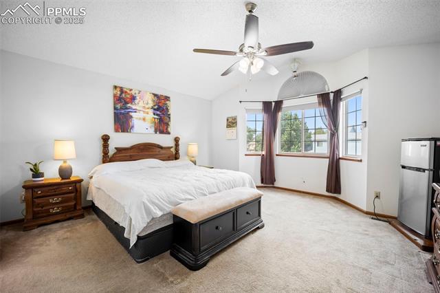 3887 Point Of The Rocks Drive