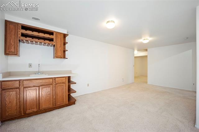 3887 Point Of The Rocks Drive