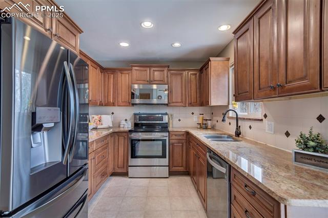 8874 Bellcove Circle