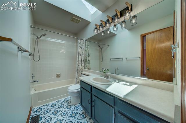 8874 Bellcove Circle