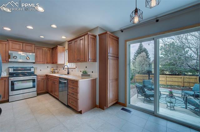 8874 Bellcove Circle