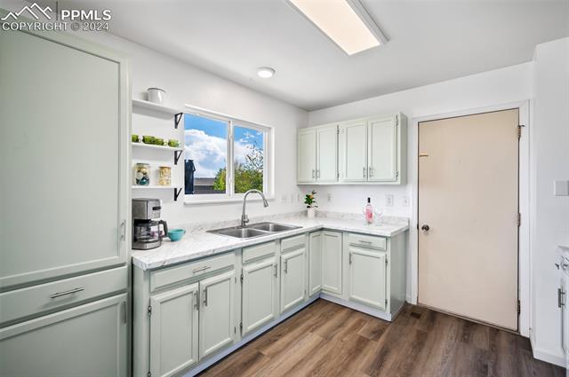 1145 Lindstrom Drive