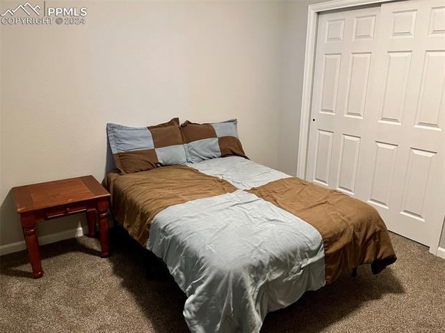 1187 N Knotty Pine Lane