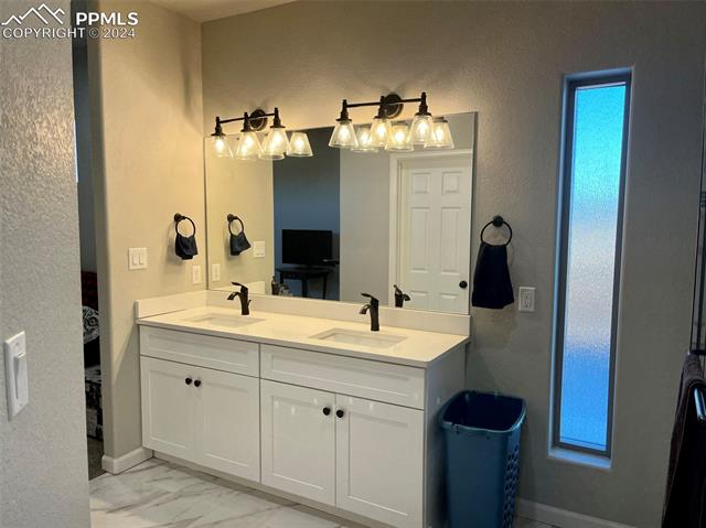 1187 N Knotty Pine Lane