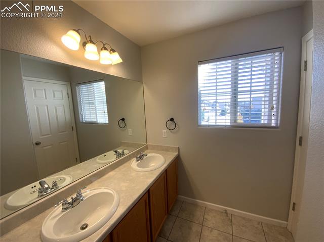 7584 Sandy Springs Point