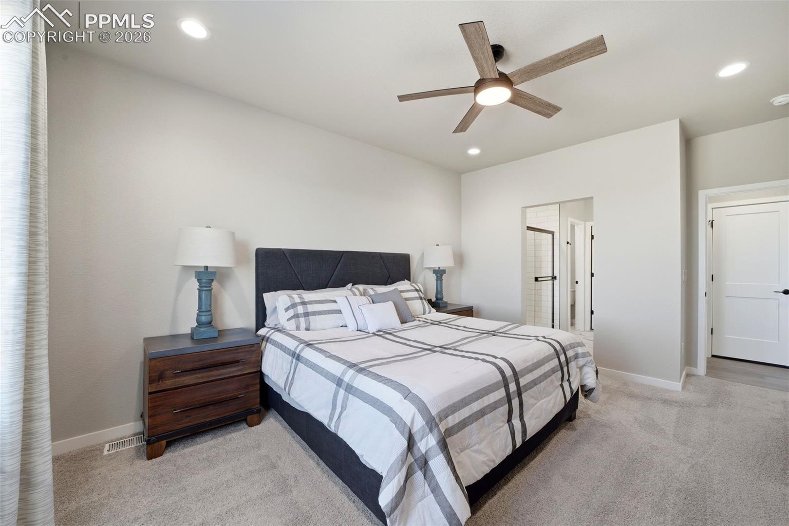 22180 Cattlemen Run