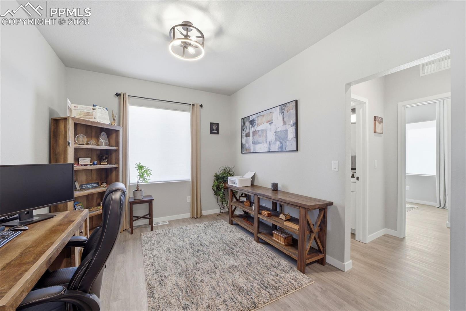 22180 Cattlemen Run