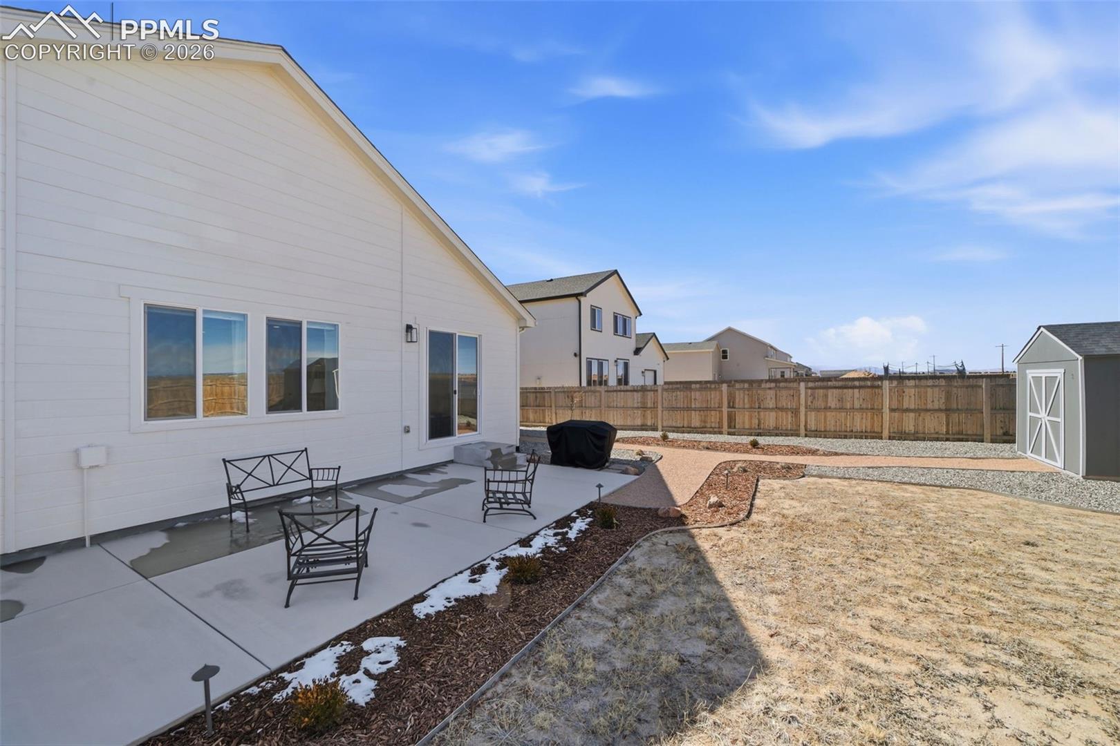22180 Cattlemen Run