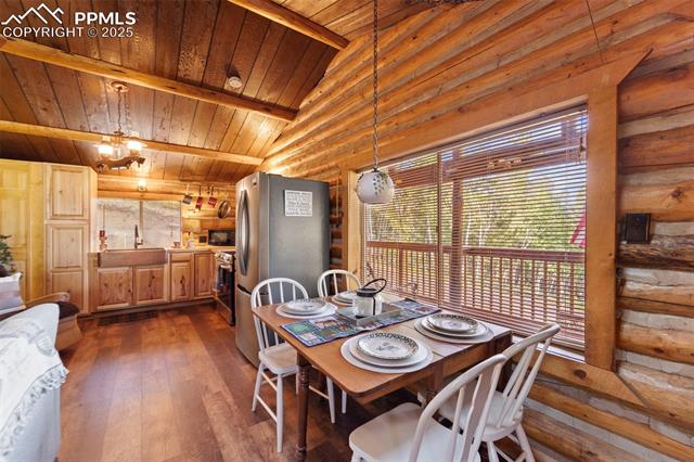 7042 County Road 92