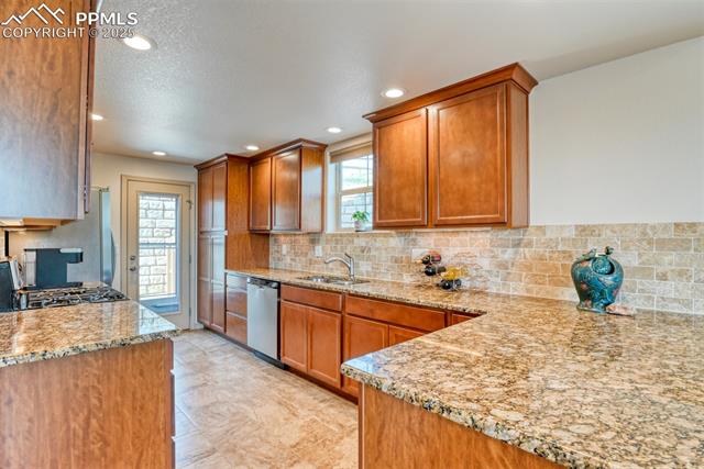 5703 Canyon Reserve Heights