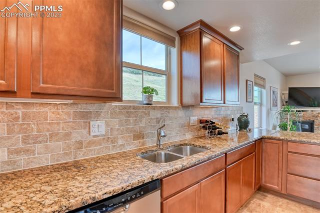 5703 Canyon Reserve Heights