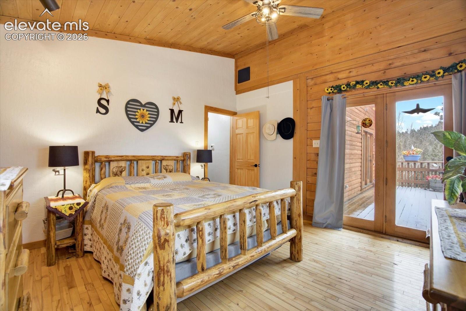 715 W Bison Creek Trail