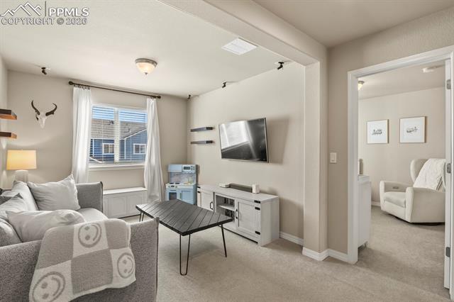 8842 White Prairie View