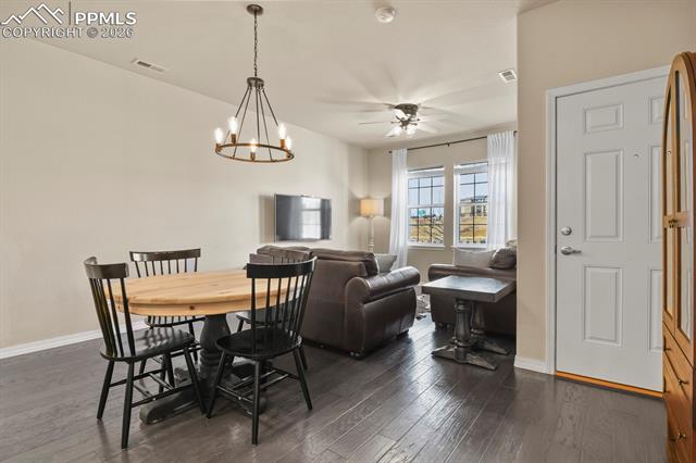 8842 White Prairie View