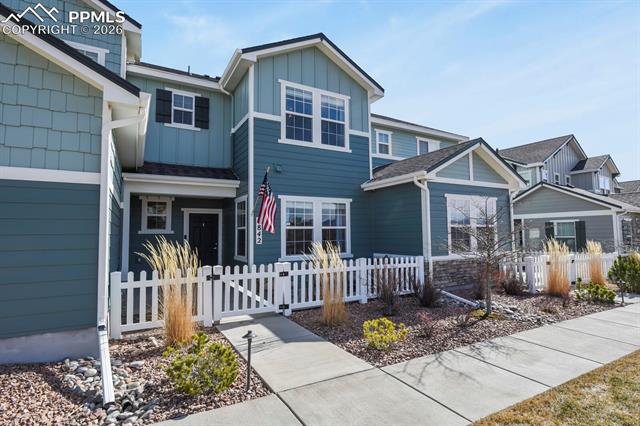 8842 White Prairie View