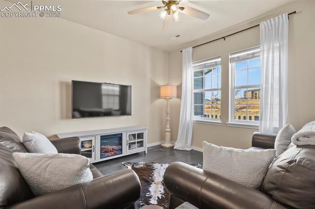 8842 White Prairie View