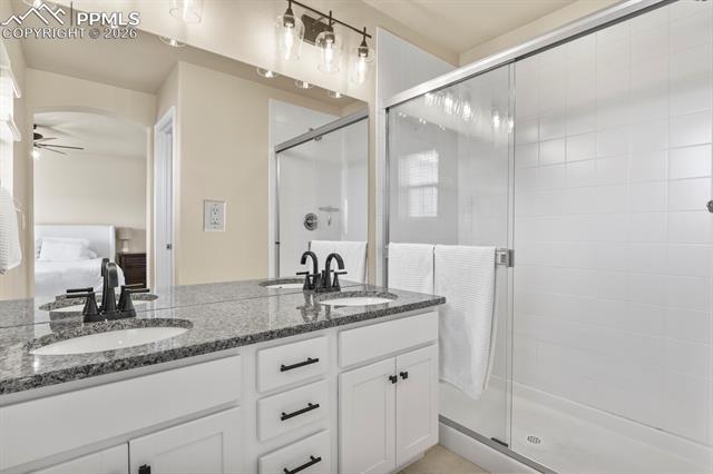 8842 White Prairie View