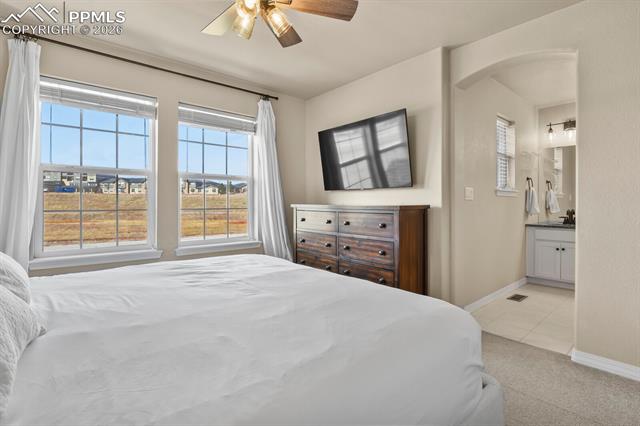 8842 White Prairie View