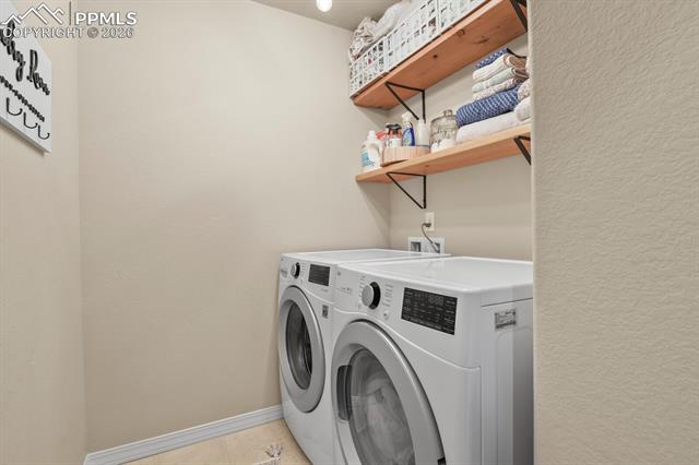 8842 White Prairie View