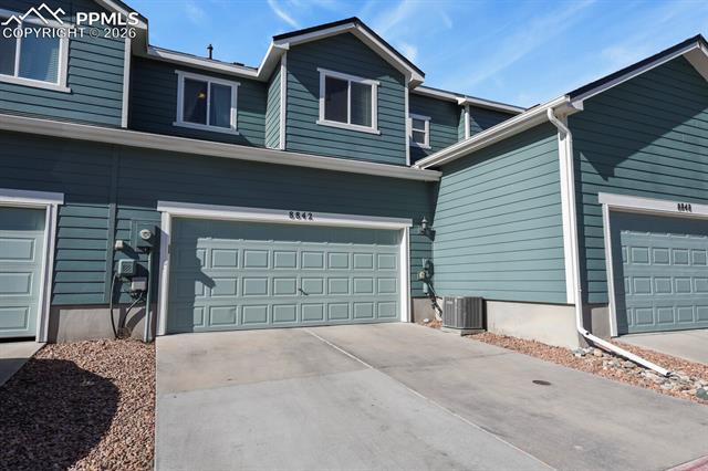 8842 White Prairie View