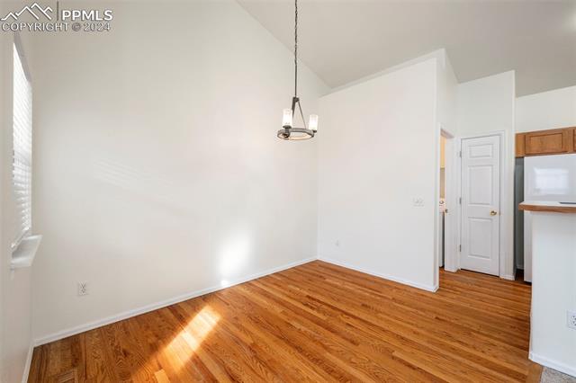 1040 Samuel Point