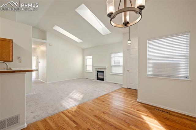 1040 Samuel Point