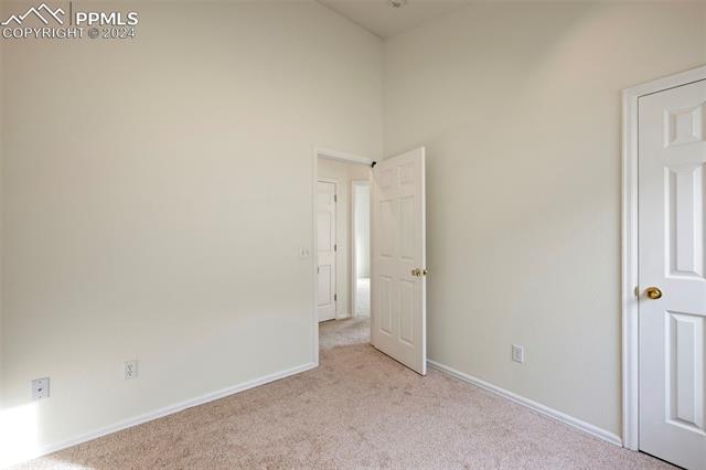 1040 Samuel Point