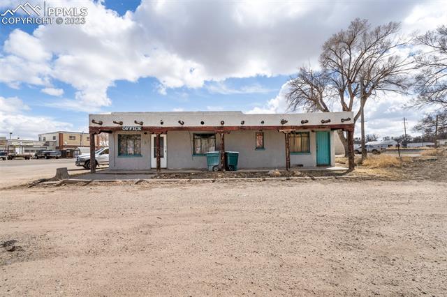 1500 E Elm Avenue
