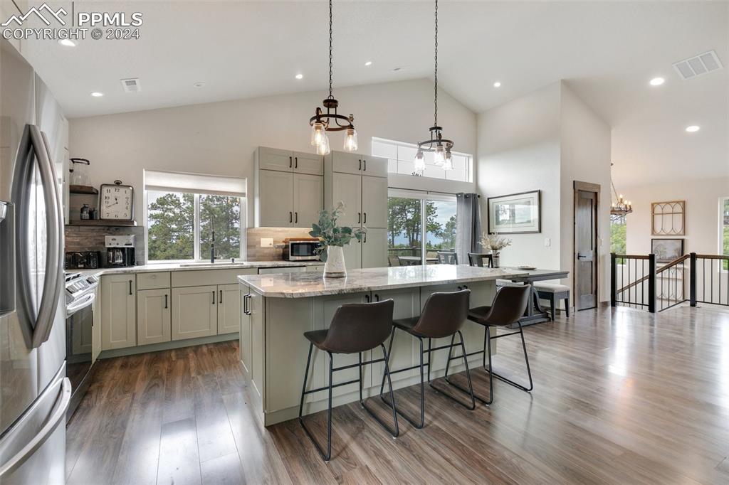 14040 Shadow Pines Road