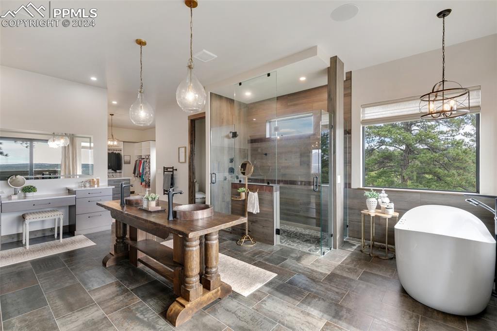 14040 Shadow Pines Road