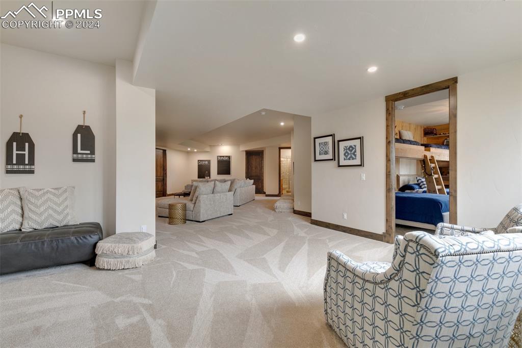 14040 Shadow Pines Road