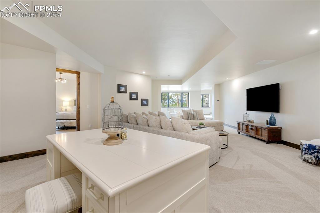 14040 Shadow Pines Road