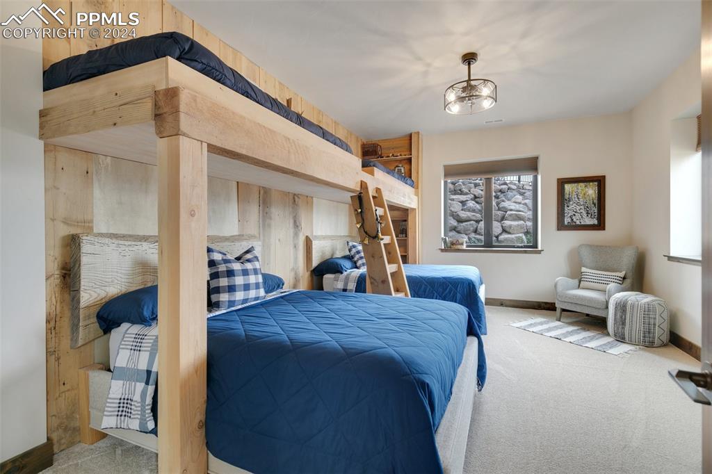 14040 Shadow Pines Road