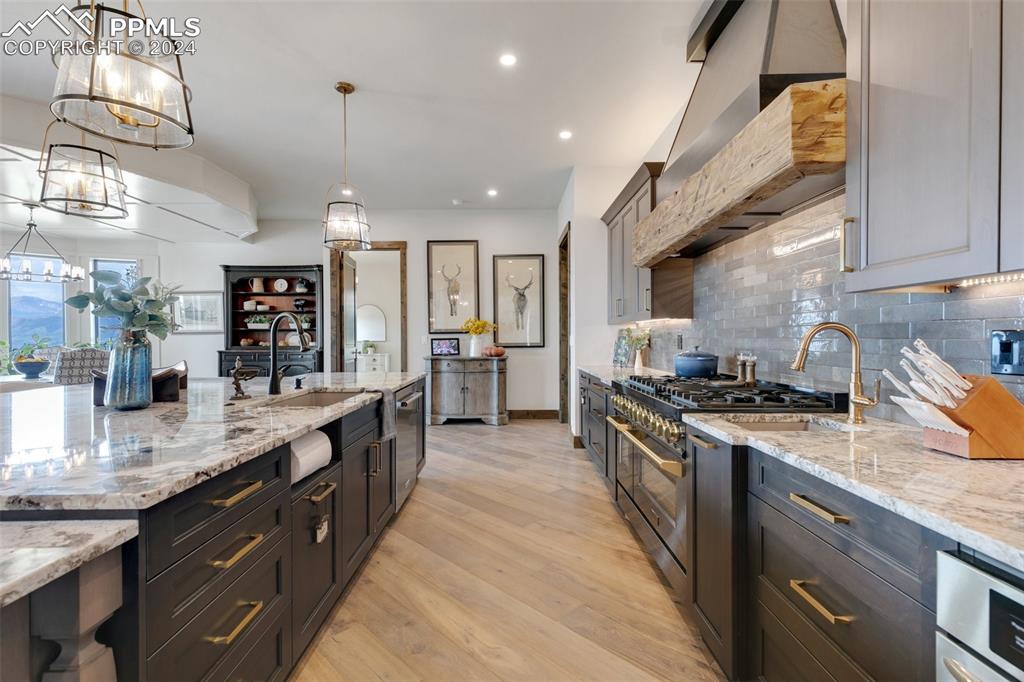 14040 Shadow Pines Road