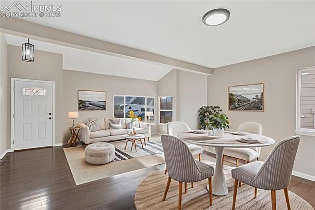 8735 CHAPEL SQUARE Court