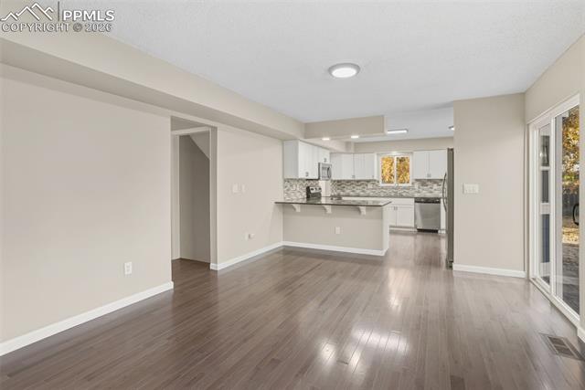 8735 CHAPEL SQUARE Court