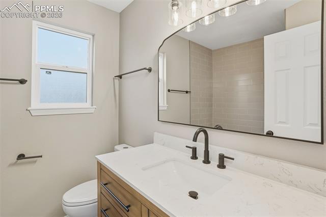 8735 CHAPEL SQUARE Court