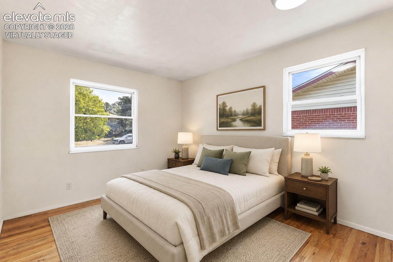 2210 W Greenwich Circle