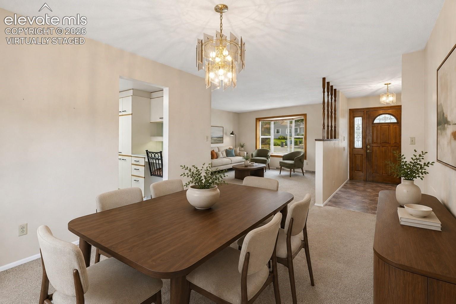 2210 W Greenwich Circle