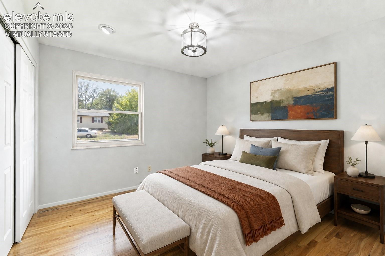 2210 W Greenwich Circle
