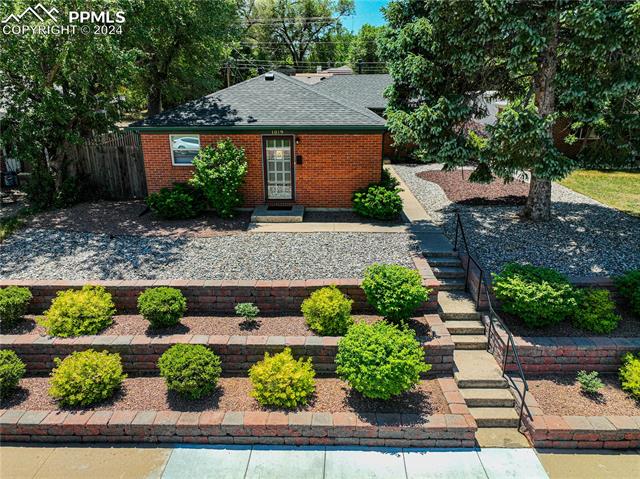 1017 E Columbia Street