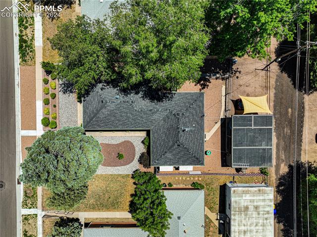 1017 E Columbia Street