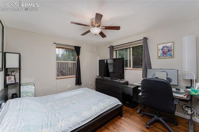 1017 E Columbia Street