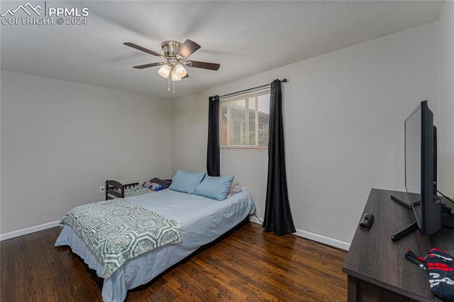 1017 E Columbia Street