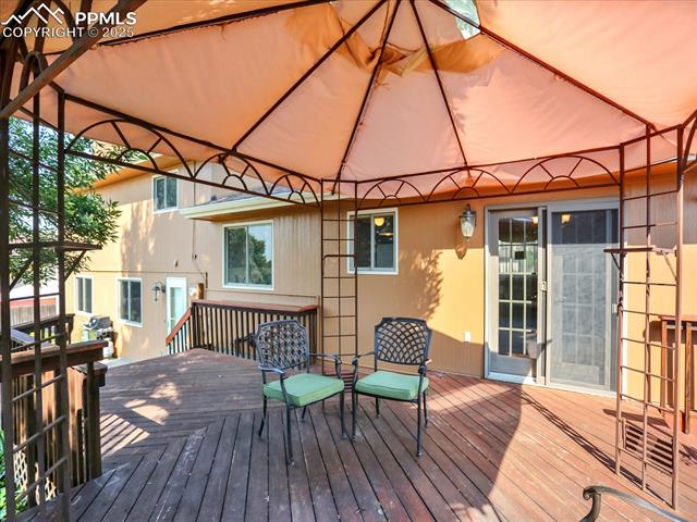 3938 iron Horse Trail