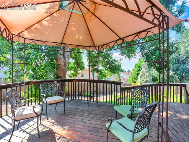 3938 iron Horse Trail