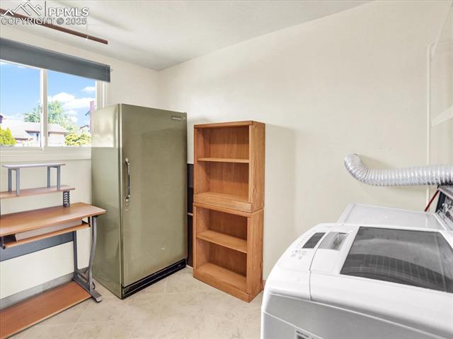 3938 iron Horse Trail