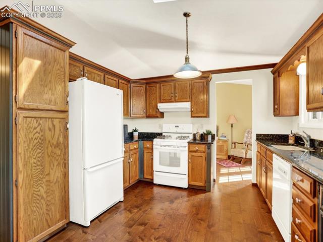 3938 iron Horse Trail