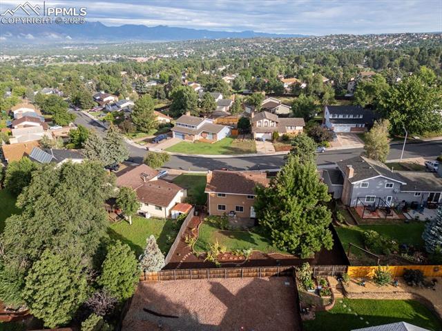 3938 iron Horse Trail